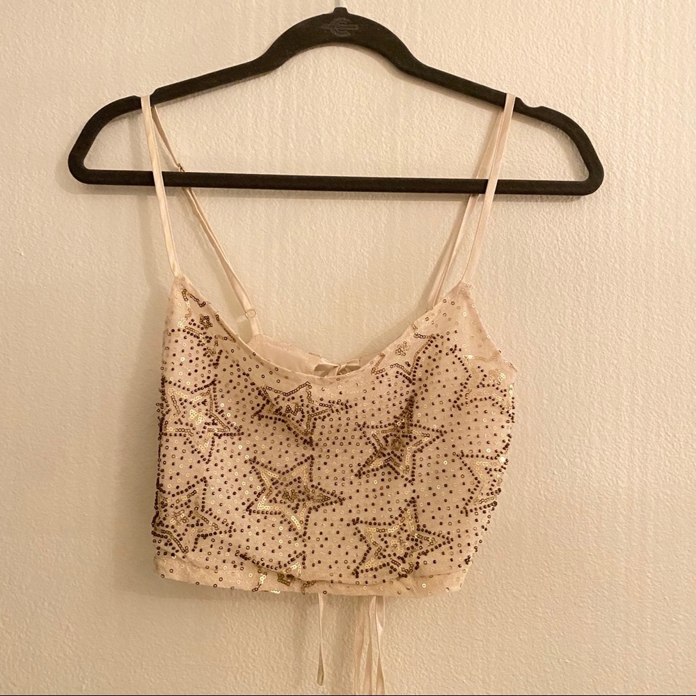 HONEY PUNCH SEQUIN CROP TOP